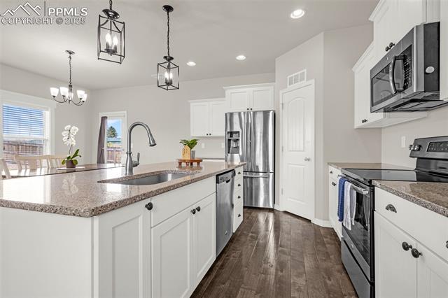 7086 Thorn Brush Way