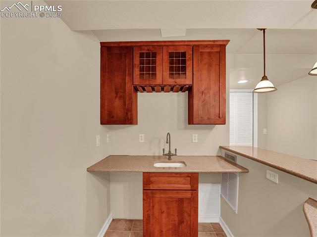 9045 Aldersgate Court