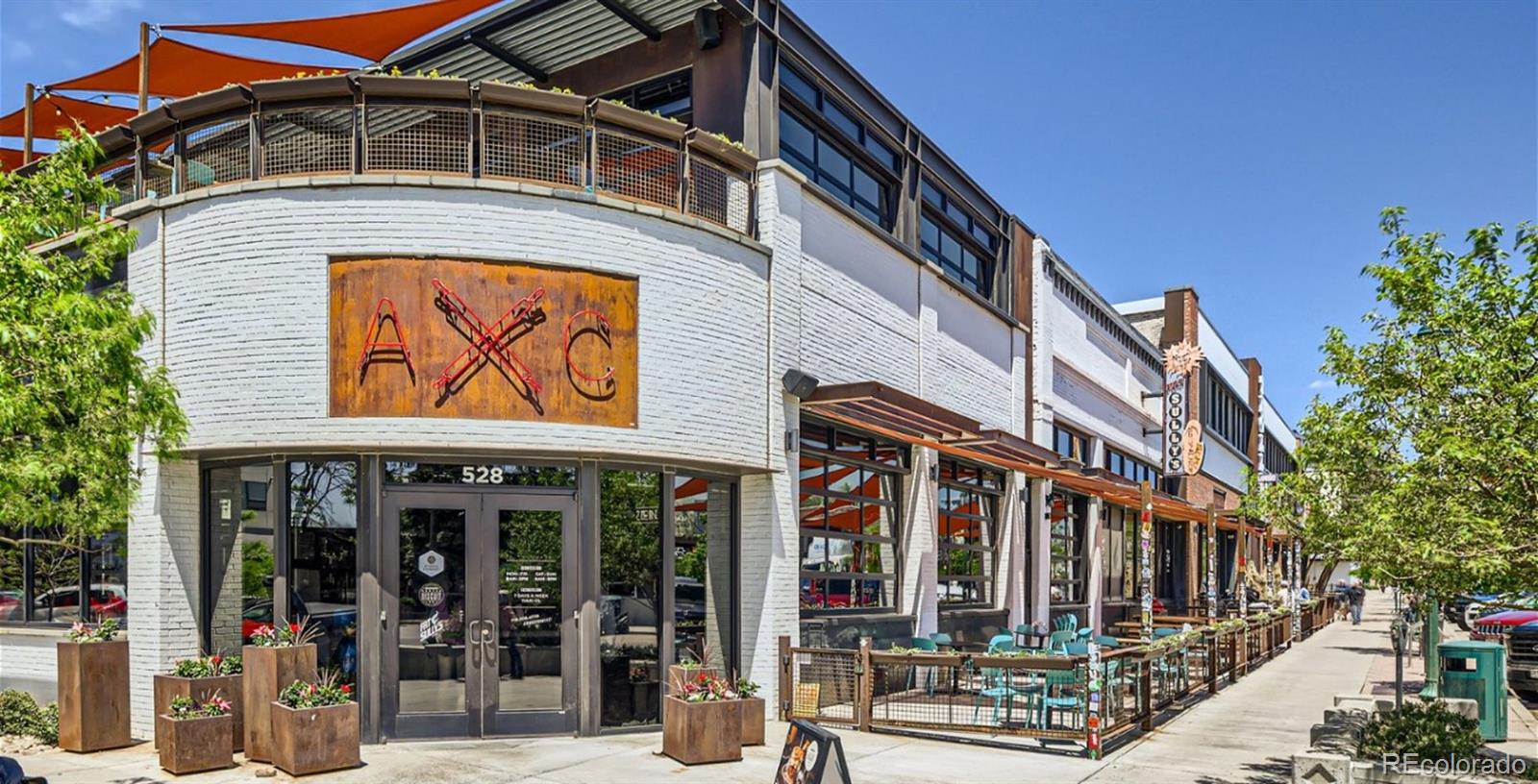 8914 Blue Feather Loop