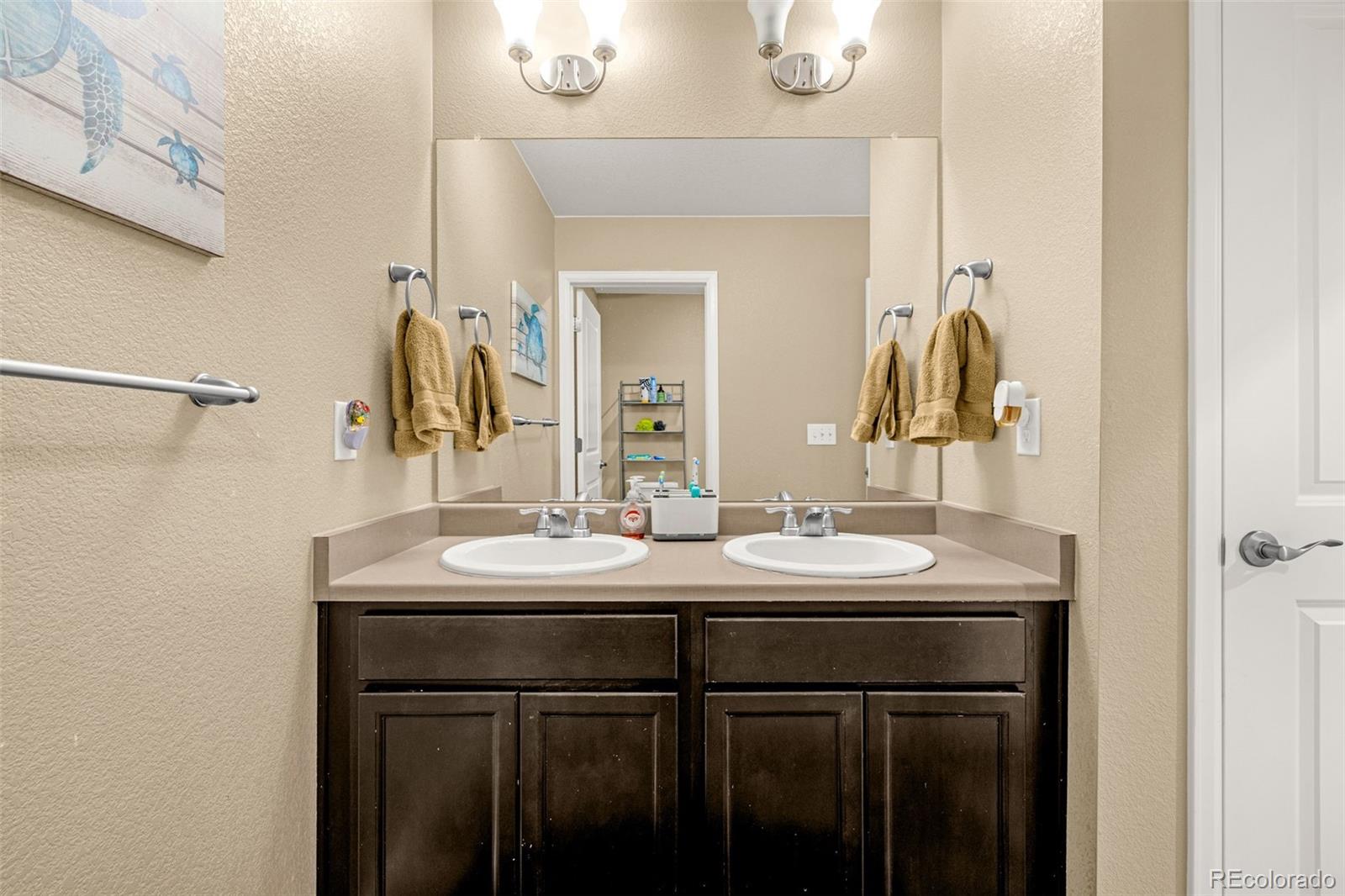 91 S Quantock Street