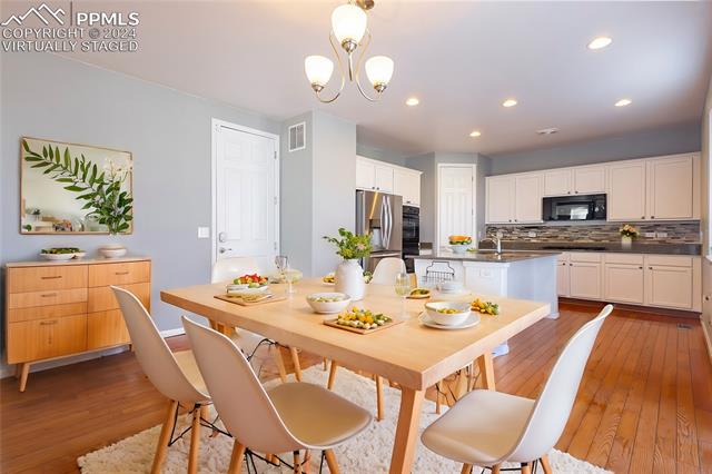 6725 Monterey Pine Loop