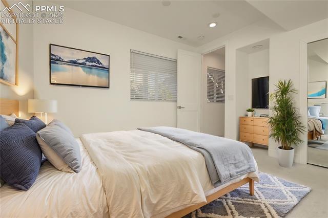 6725 Monterey Pine Loop