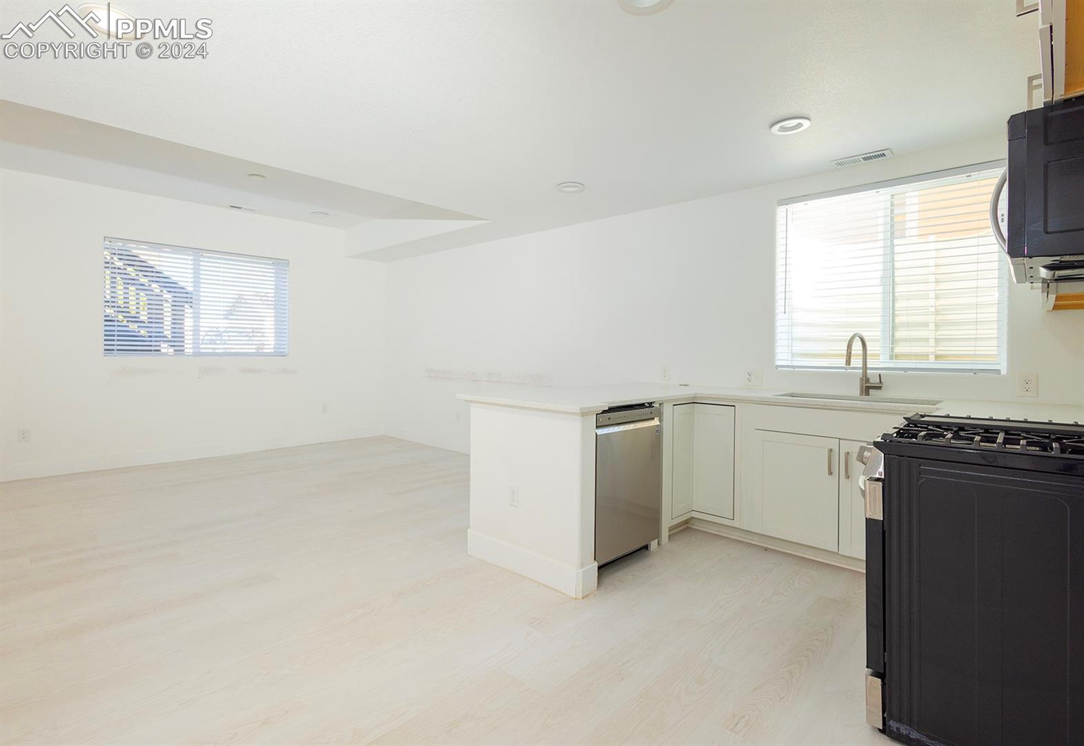 6725 Monterey Pine Loop
