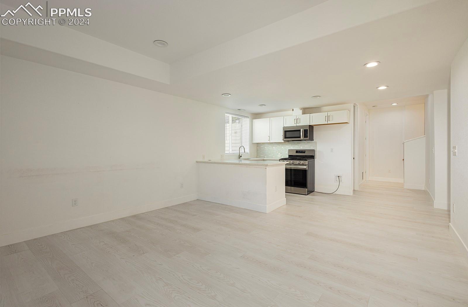 6725 Monterey Pine Loop