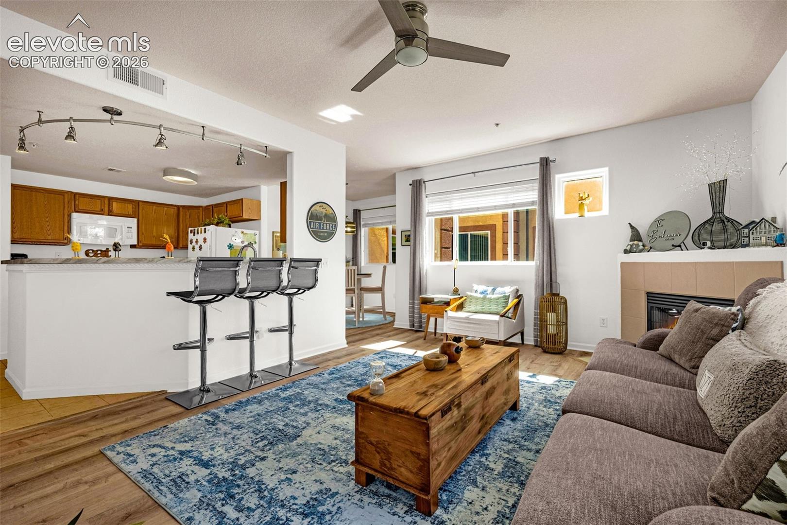 3755 Hartsock Lane Unit: 208