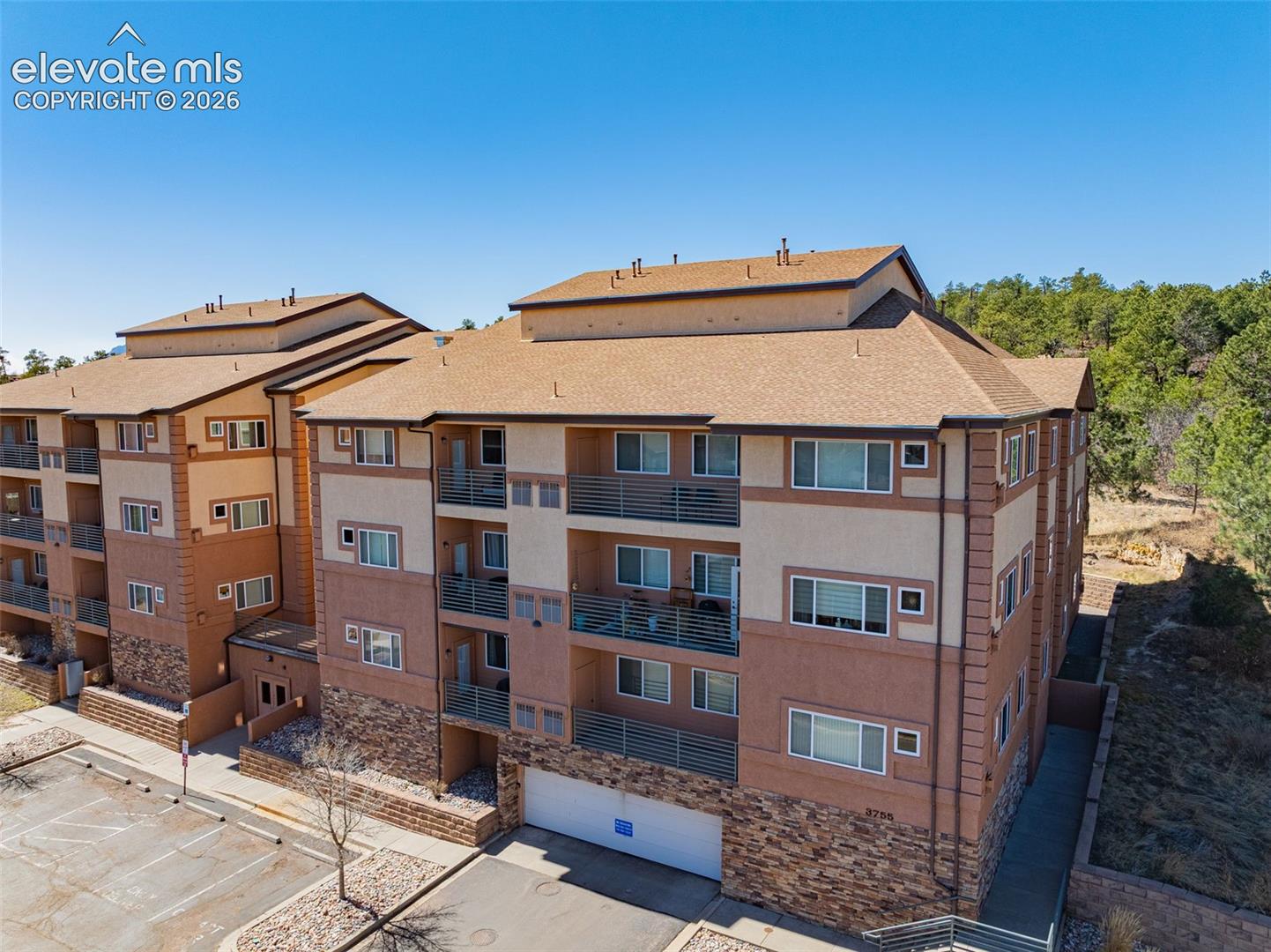 3755 Hartsock Lane Unit: 208