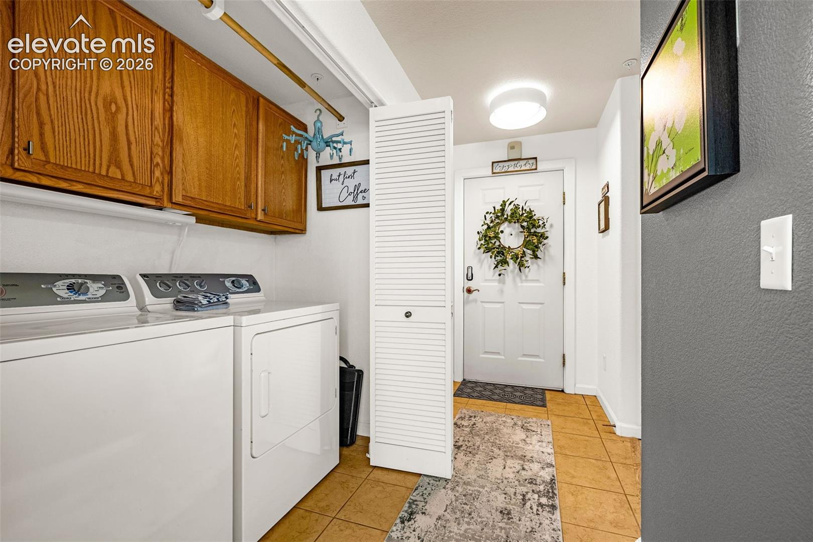 3755 Hartsock Lane Unit: 208