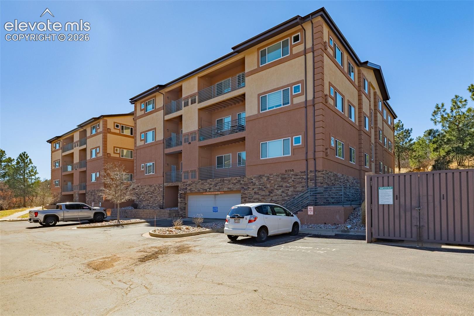 3755 Hartsock Lane Unit: 208