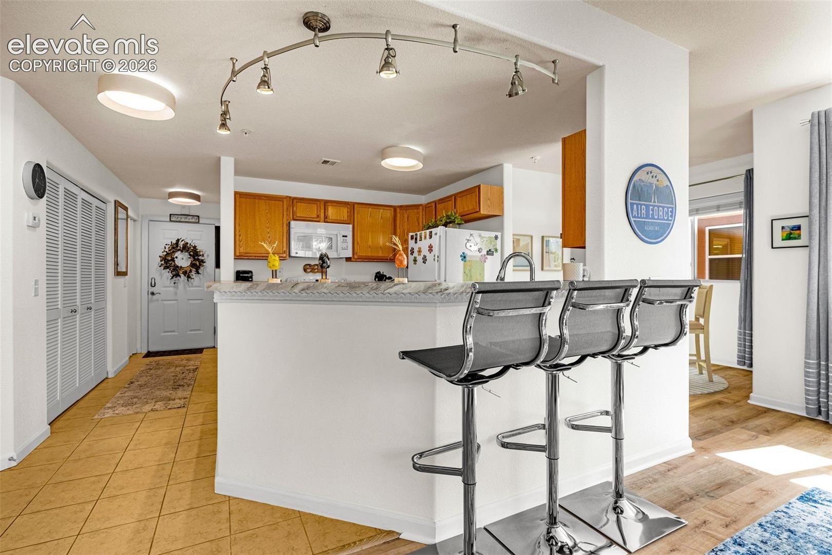 3755 Hartsock Lane Unit: 208