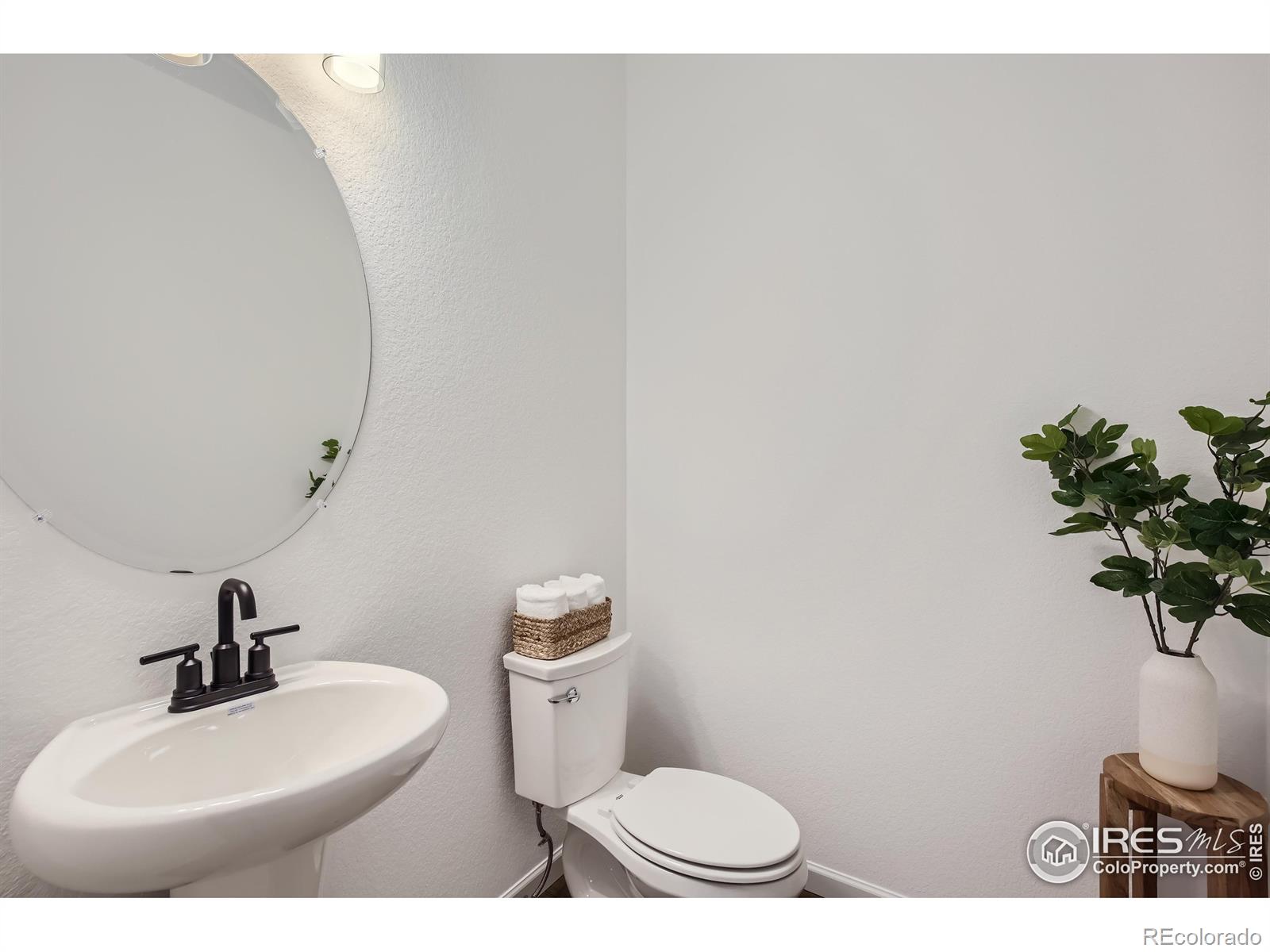 1009 Birdwhistle Lane Unit: 5