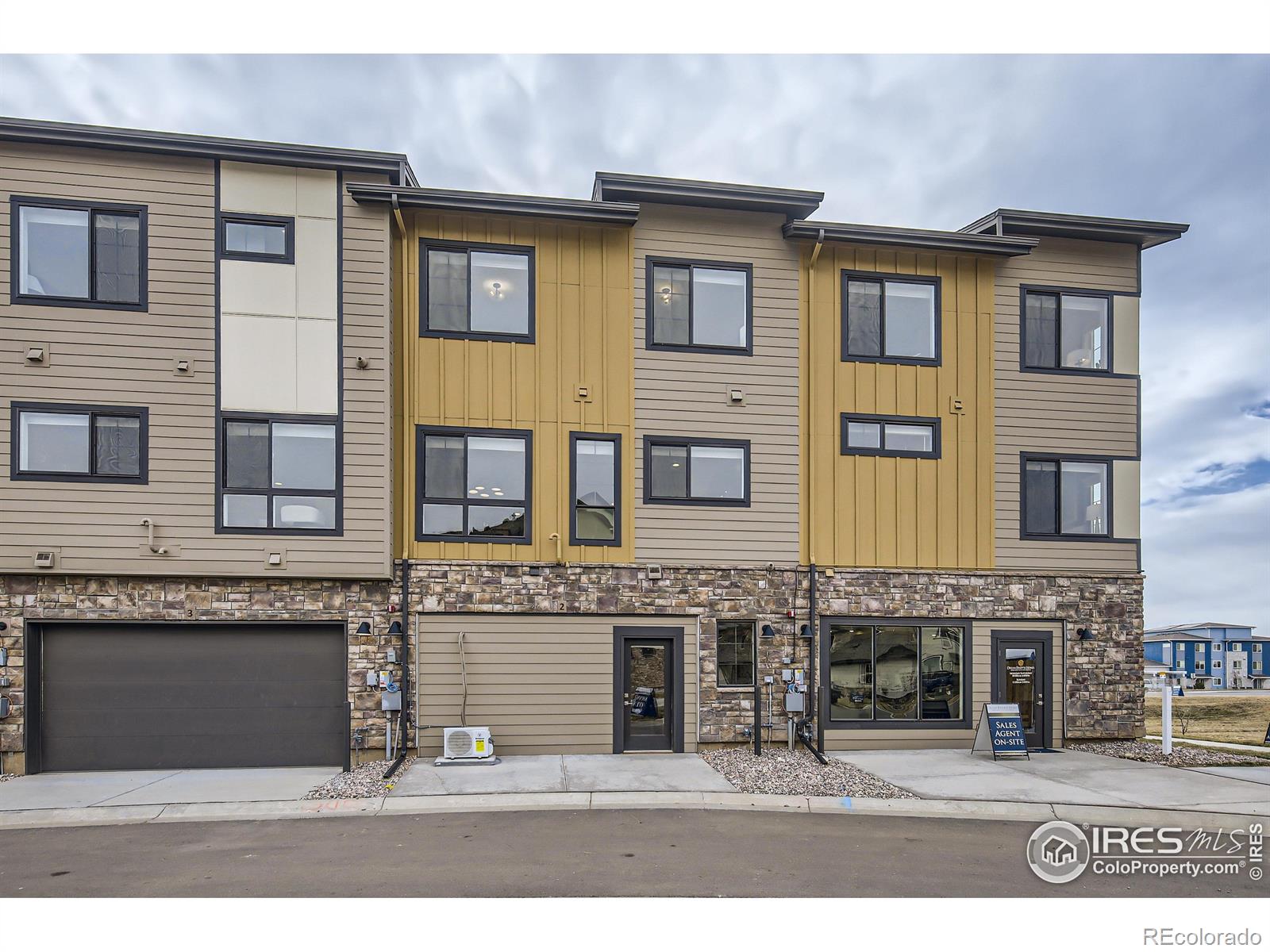1009 Birdwhistle Lane Unit: 5