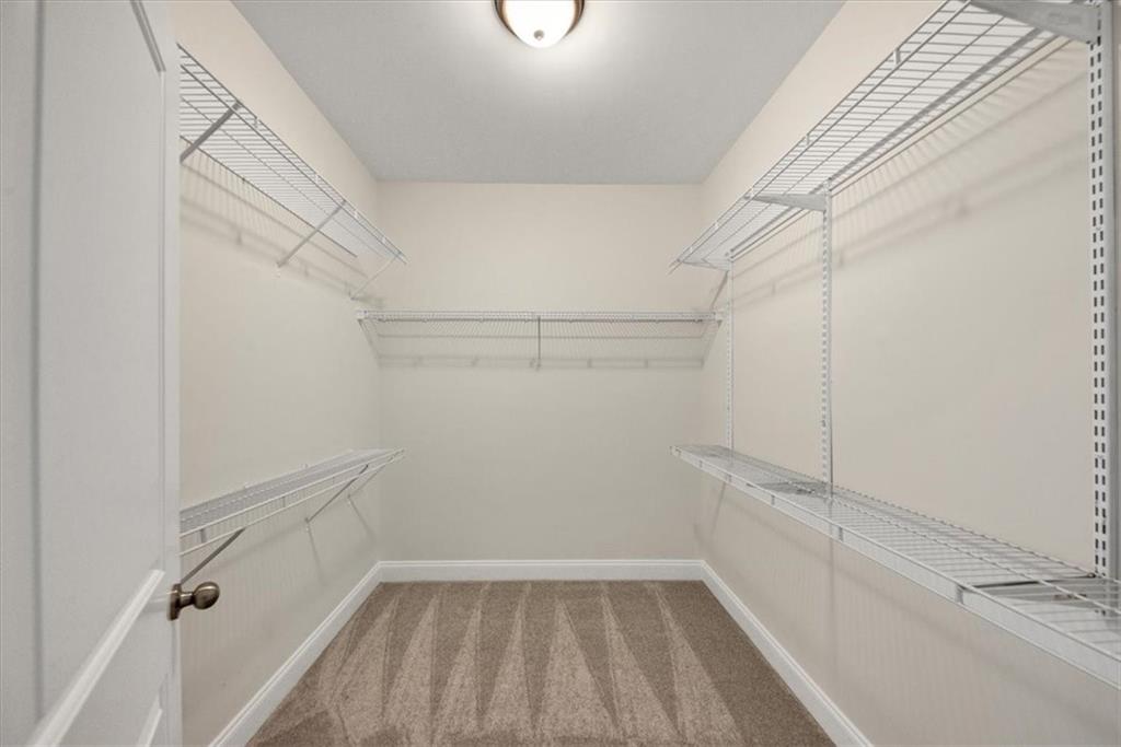 5885 Brookside Oak Circle