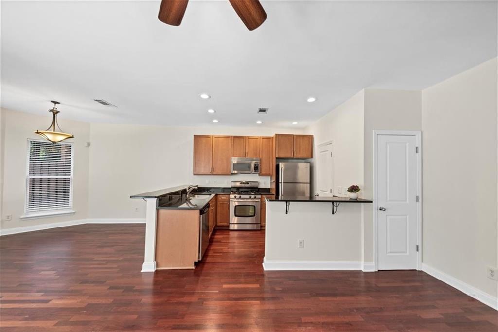 5885 Brookside Oak Circle