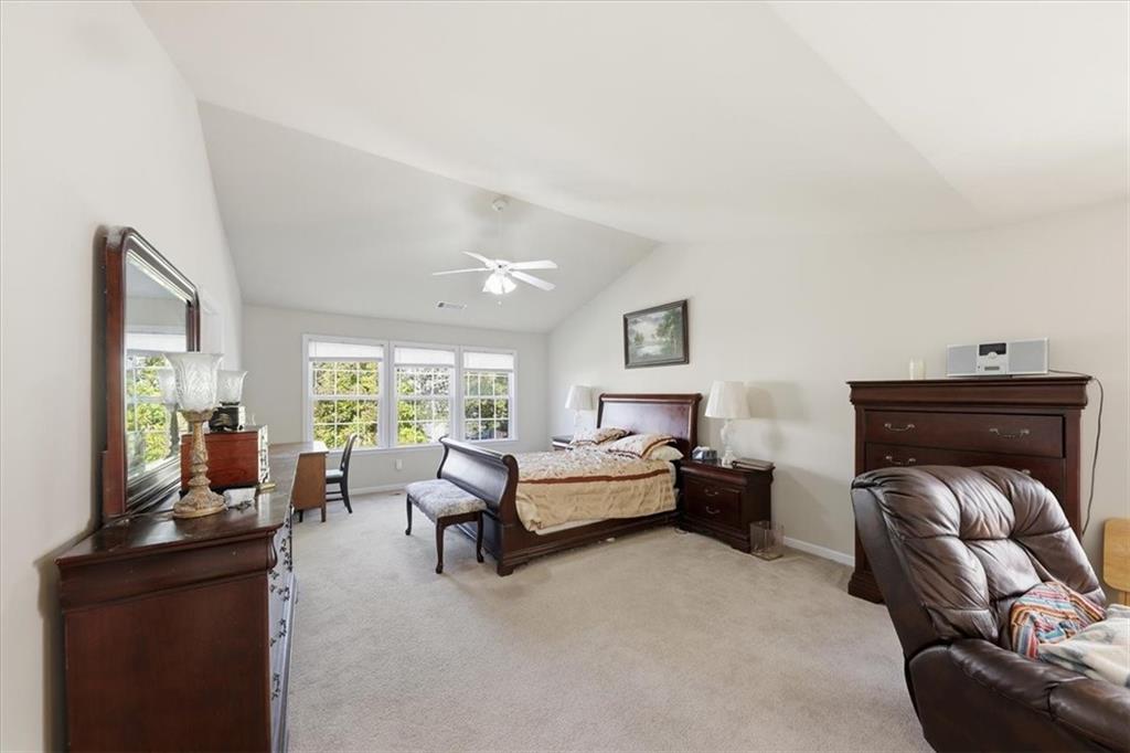 595 Briarhurst Court