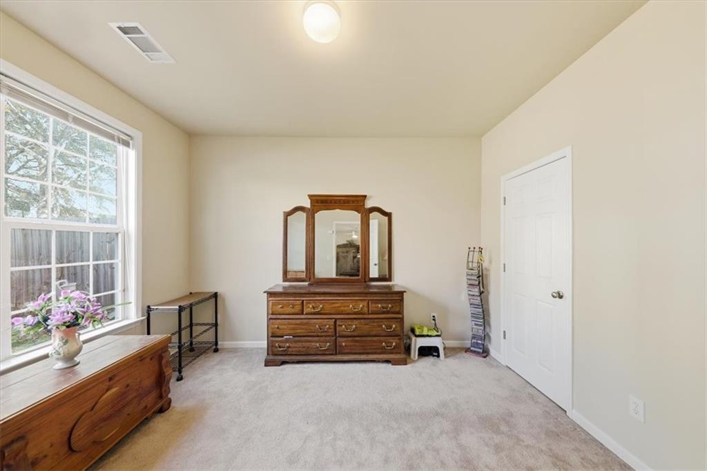 595 Briarhurst Court