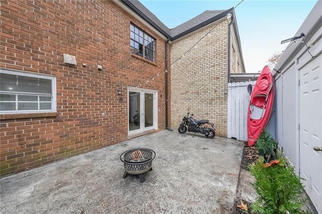 400 Winding River Drive Unit E