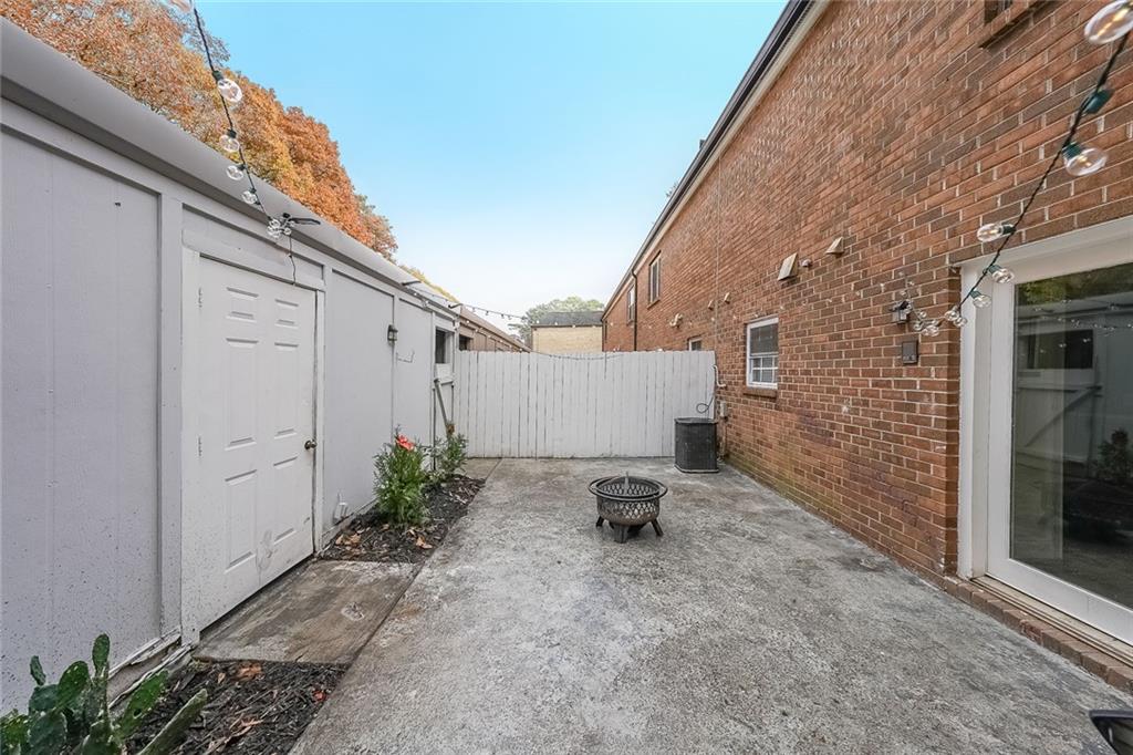 400 Winding River Drive Unit E