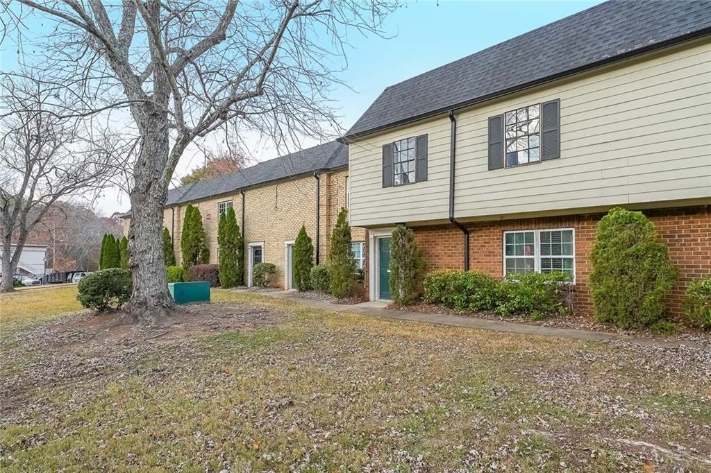 400 Winding River Drive Unit E