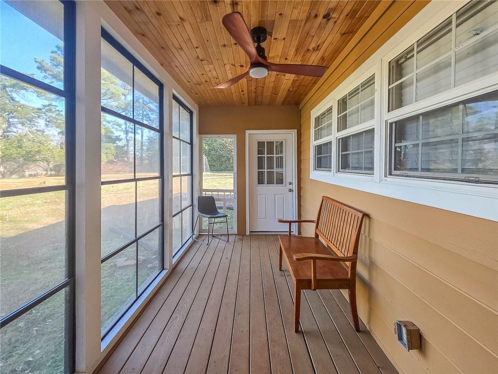 3944 Thornhill Drive SW