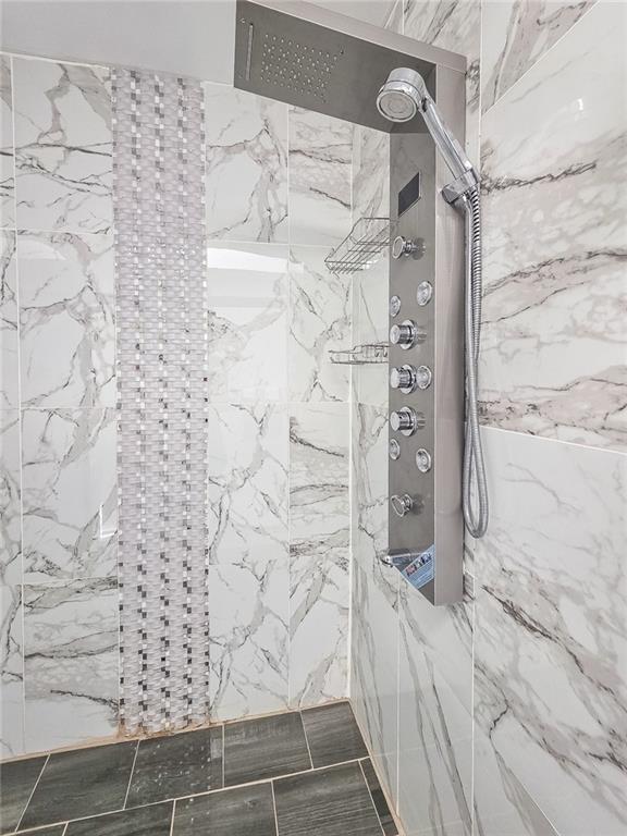 3944 Thornhill Drive SW