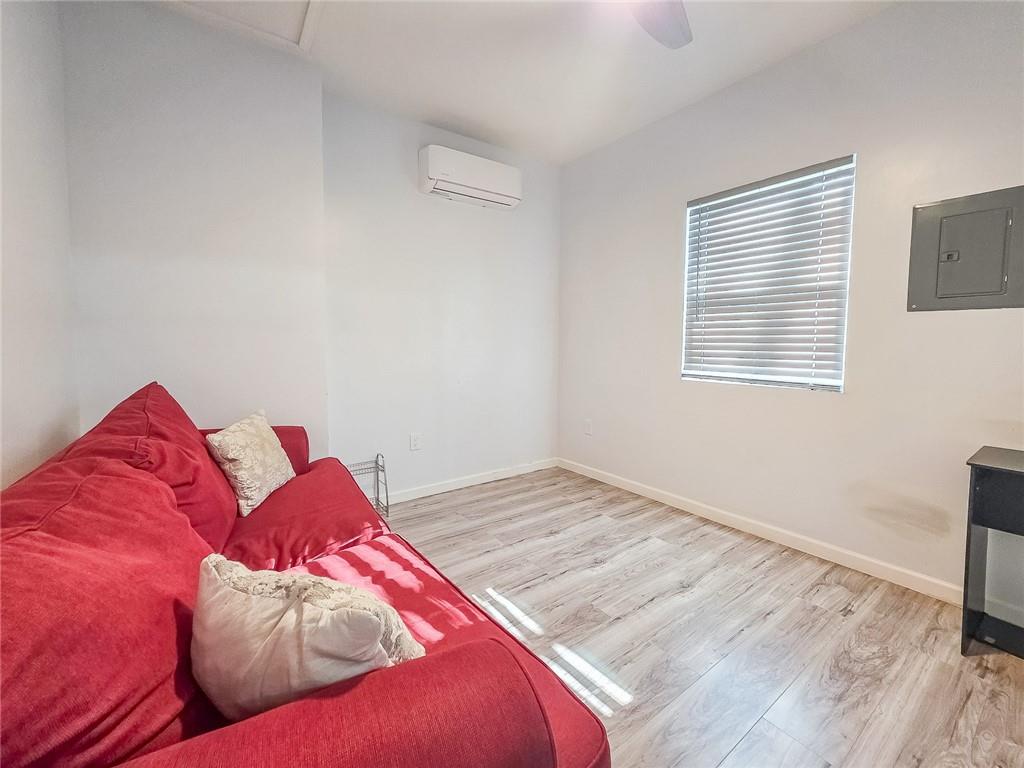 3944 Thornhill Drive SW