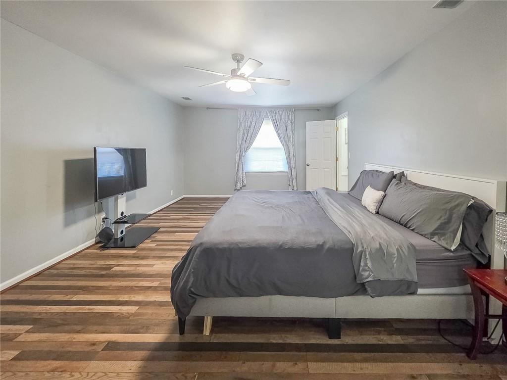 3944 Thornhill Drive SW