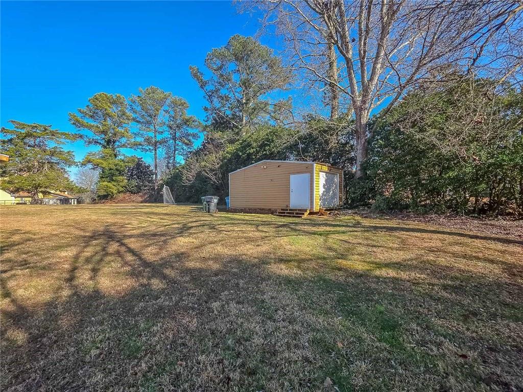 3944 Thornhill Drive SW