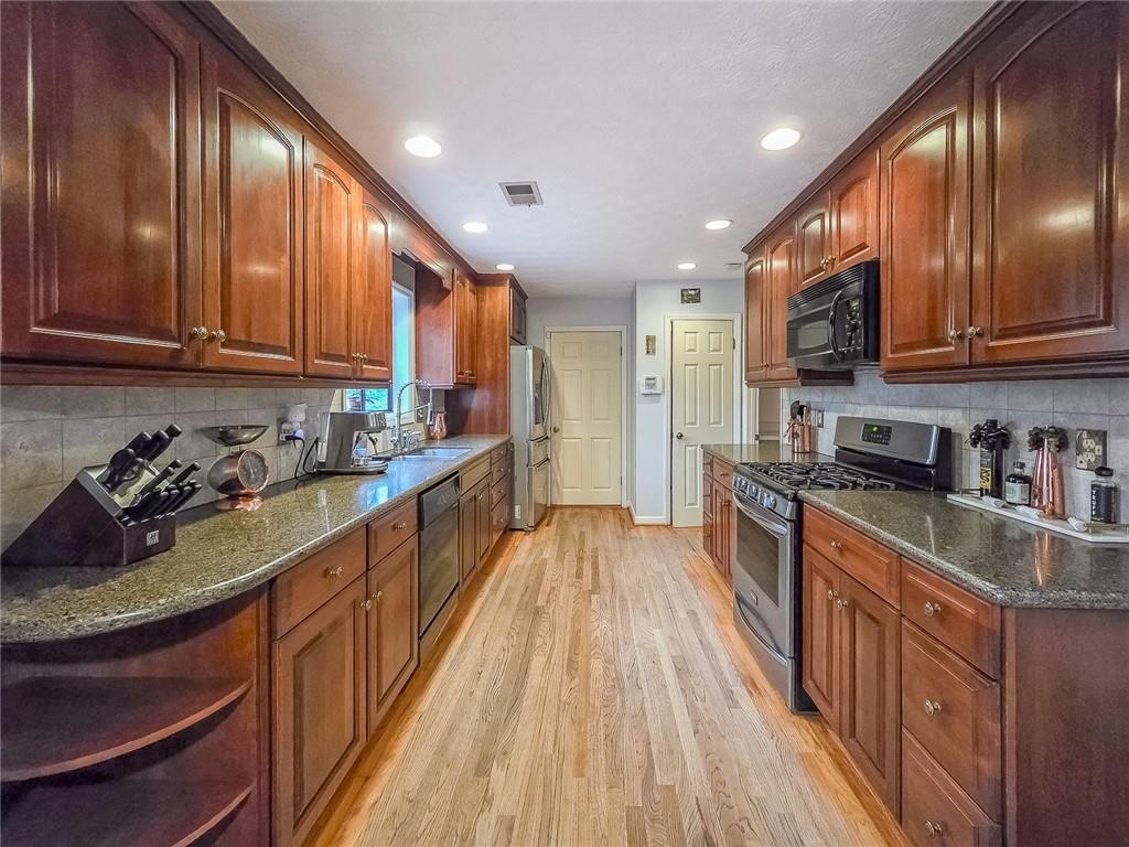 3682 Cedar Corners Place