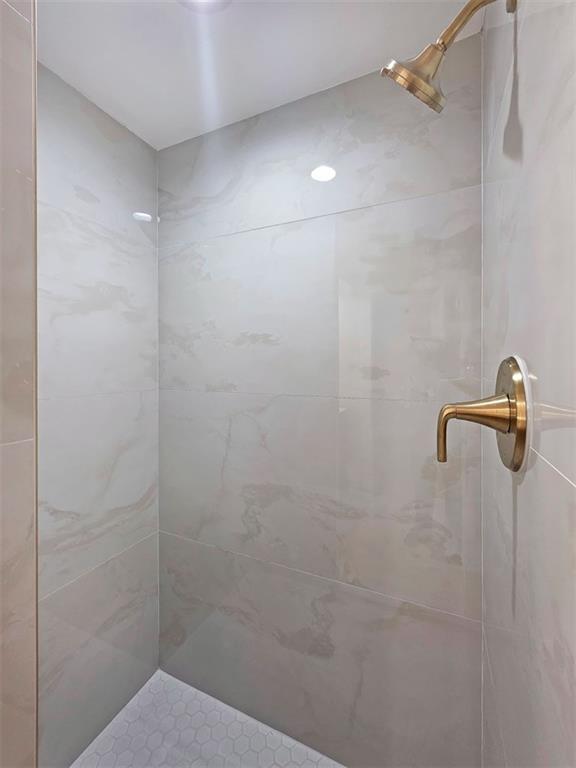 2632 Peachtree Road NW Unit 304B