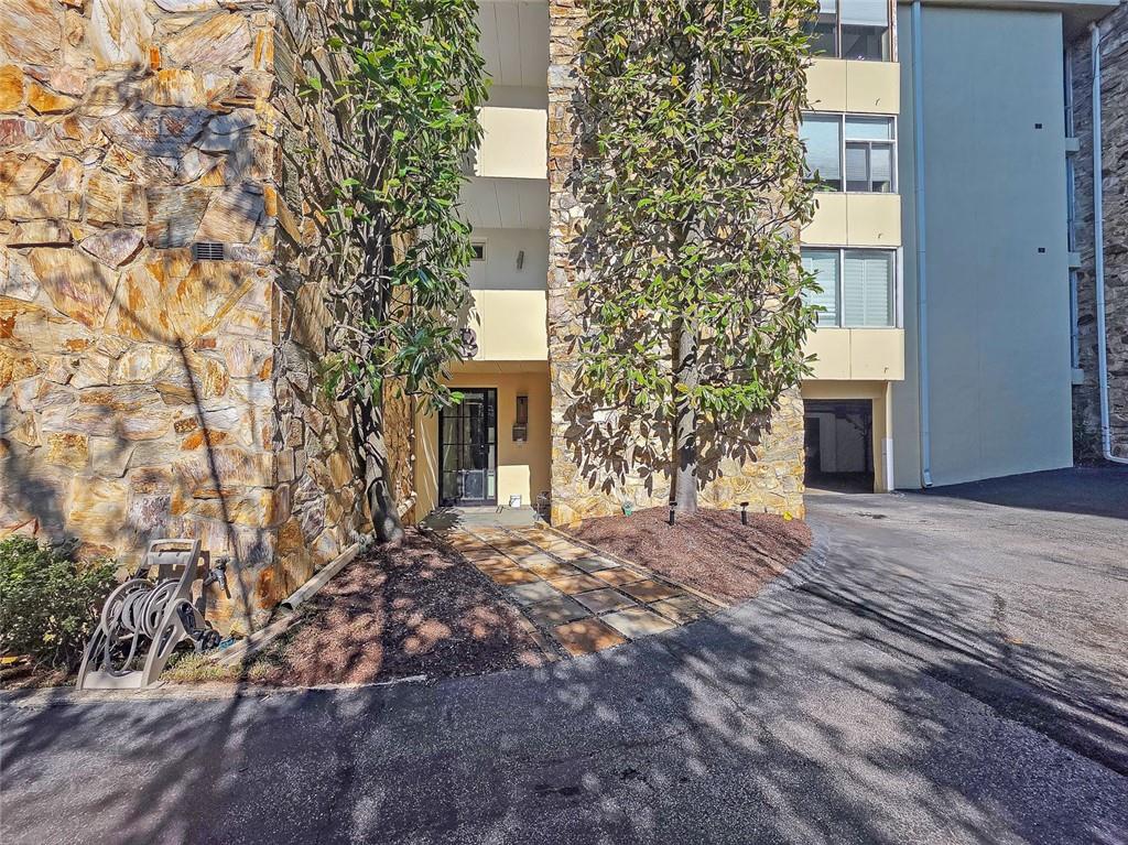 2632 Peachtree Road NW Unit 304B