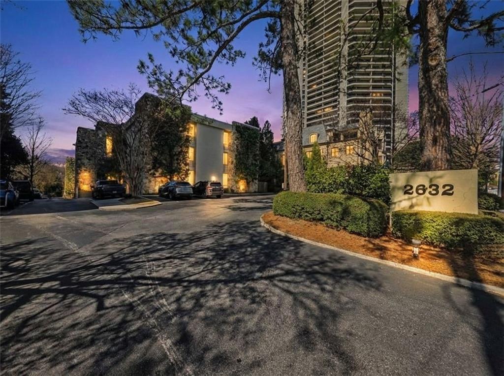 2632 Peachtree Road NW Unit 304B