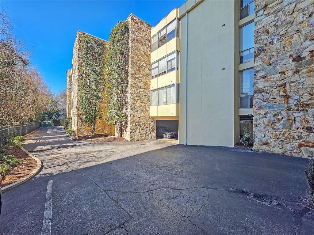 2632 Peachtree Road NW Unit 304B