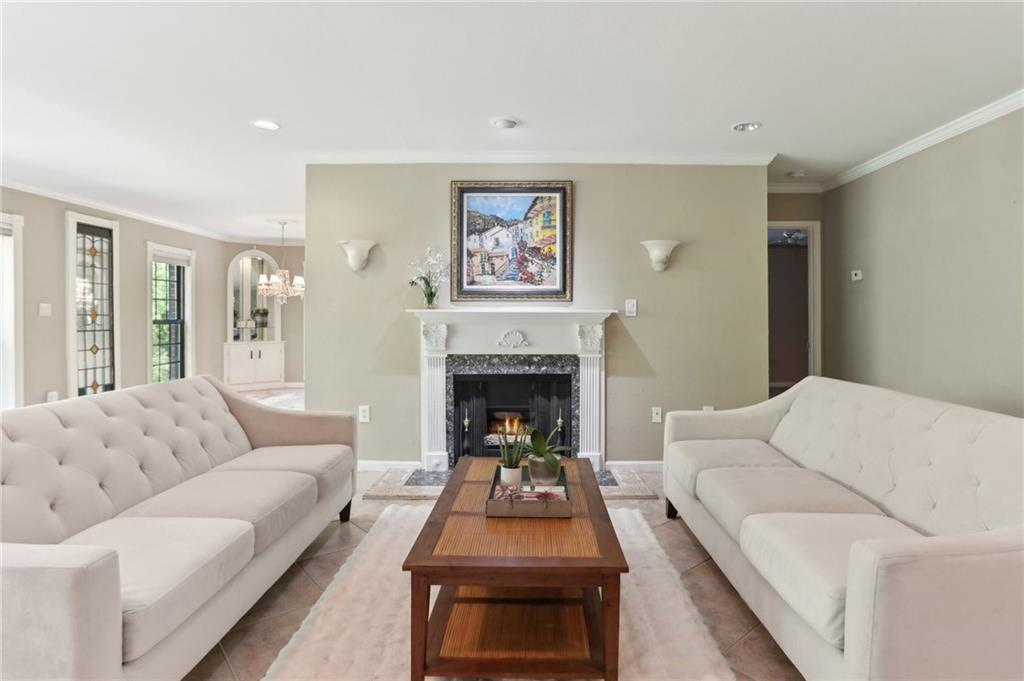 23101 Plantation Drive NE