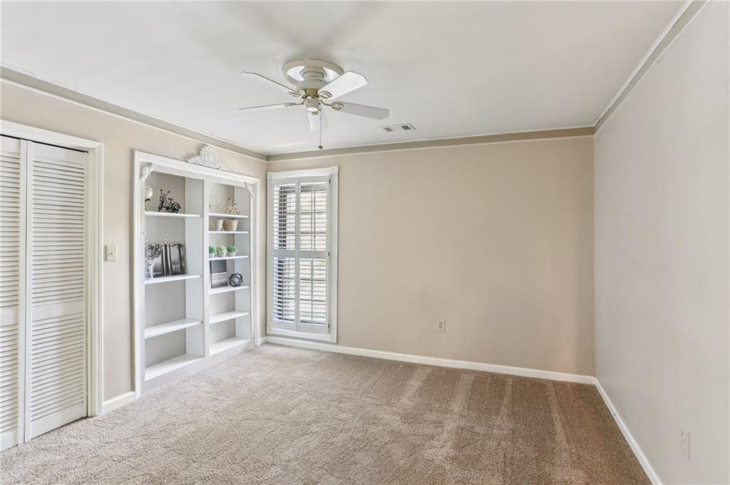 23101 Plantation Drive NE