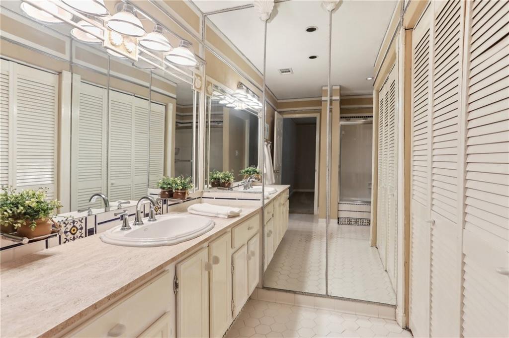 23101 Plantation Drive NE