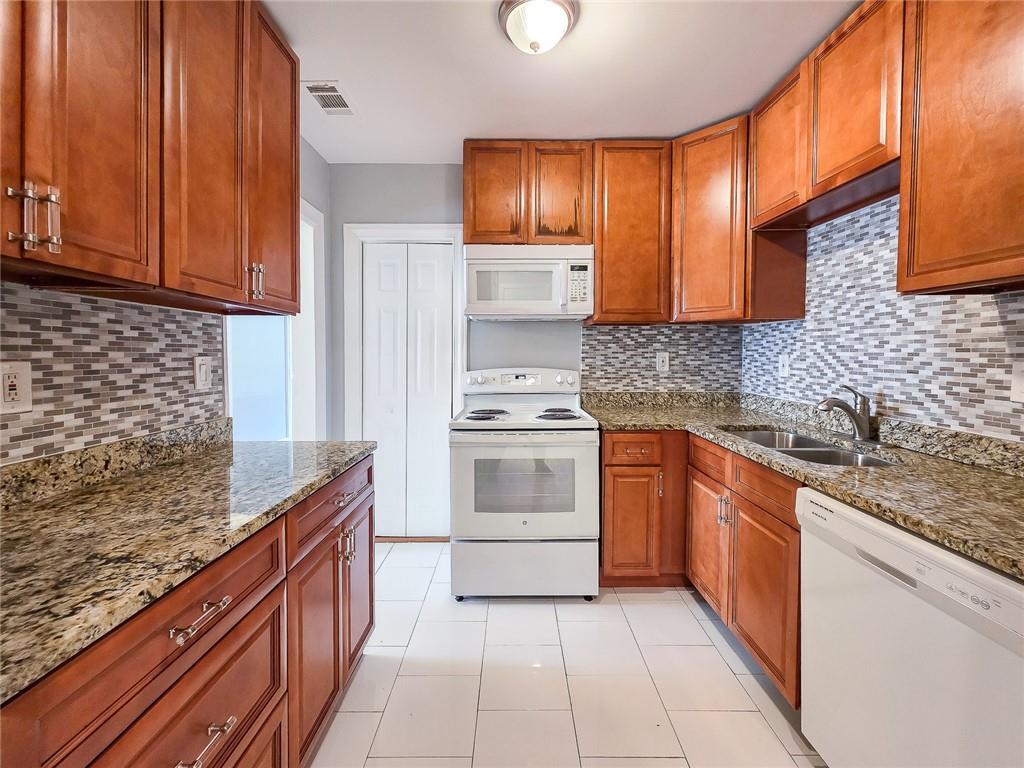 1258 Holly Street NW