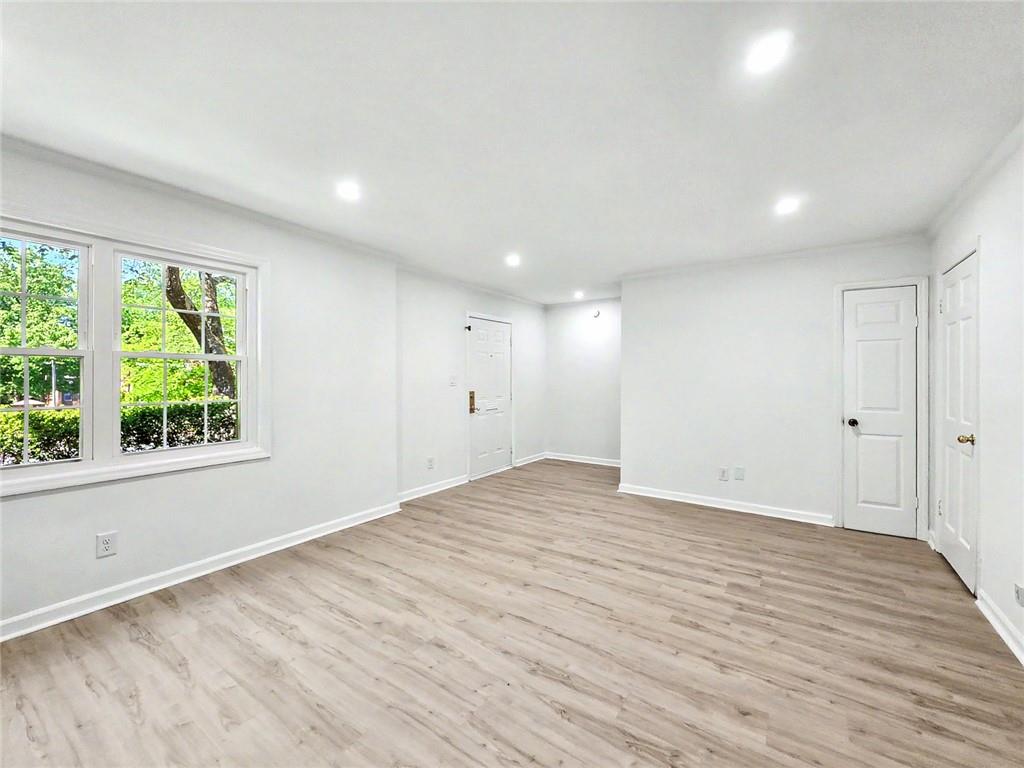 270 Winding River Road Unit H