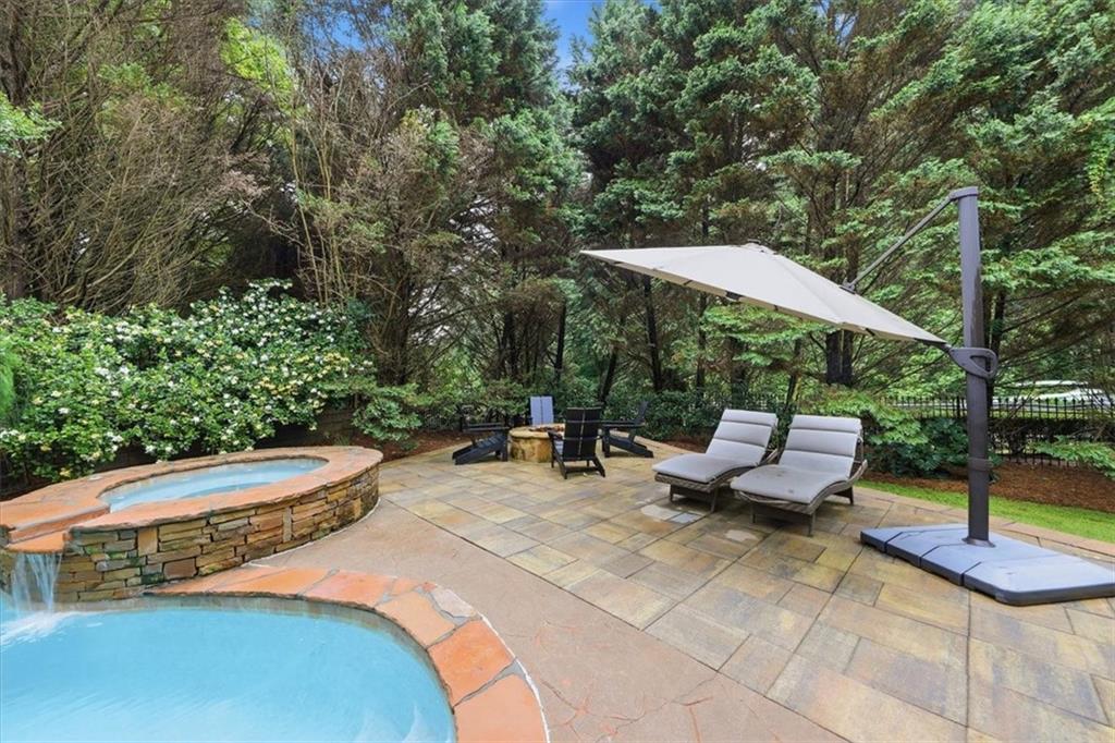 125 Stone Pond Lane