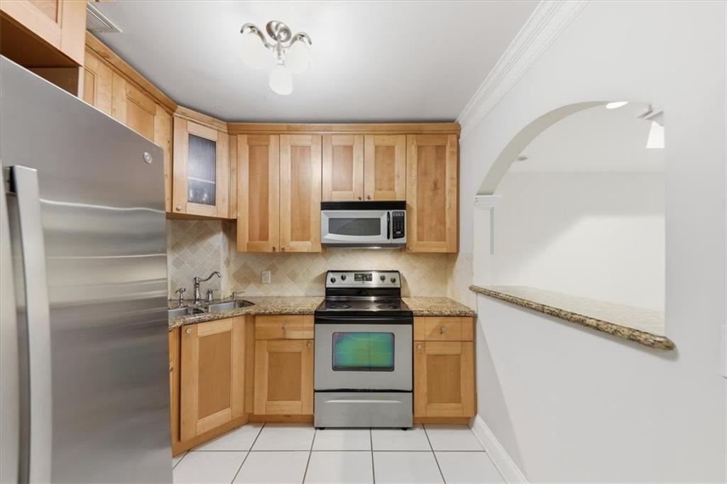 125 Stone Pond Lane