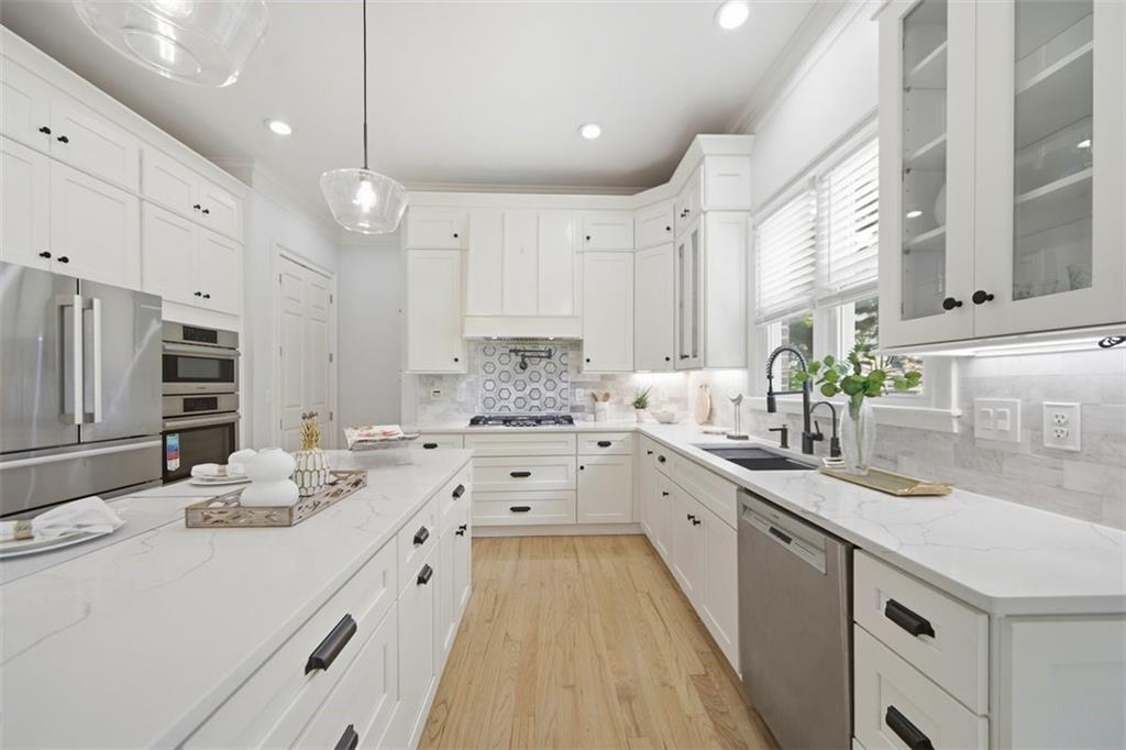 125 Stone Pond Lane