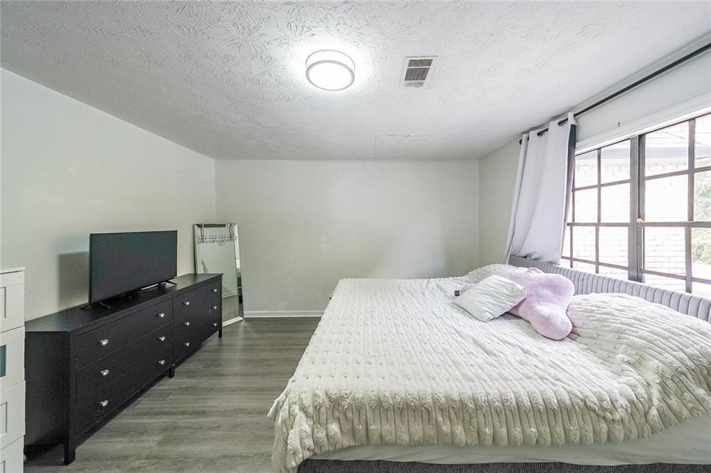 400 Winding River Drive Unit E