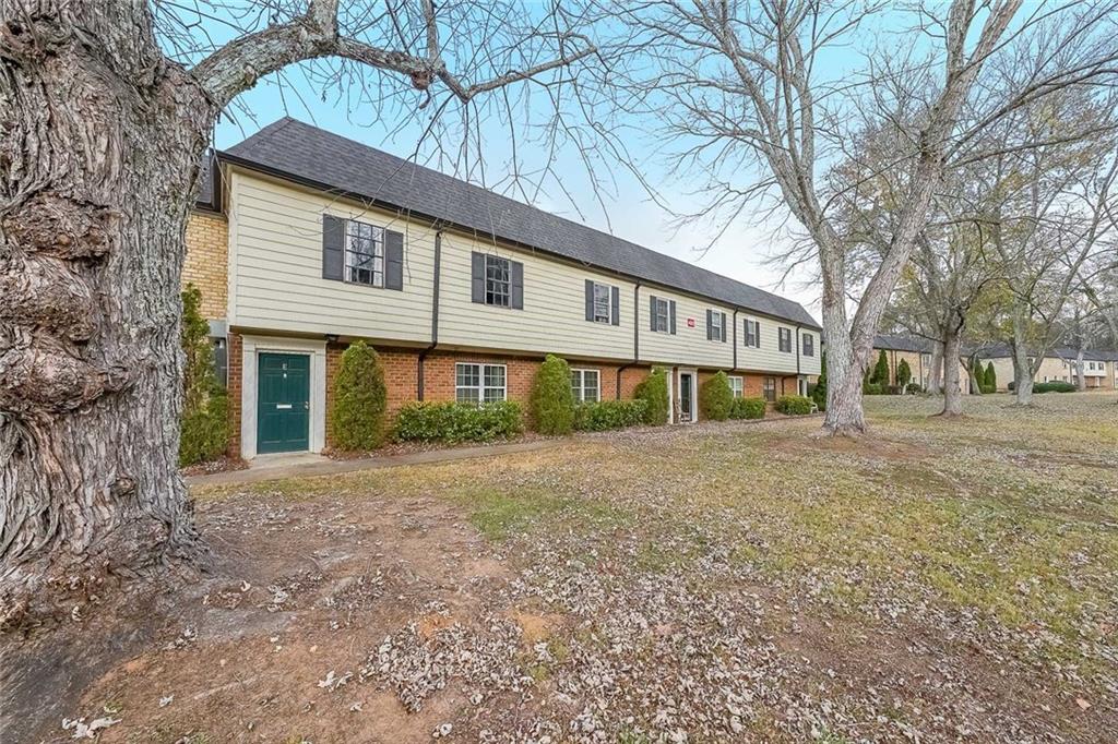 400 Winding River Drive Unit E