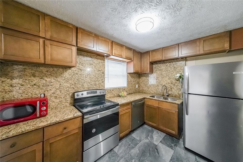 400 Winding River Drive Unit E