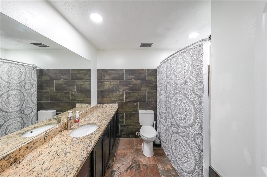 400 Winding River Drive Unit E