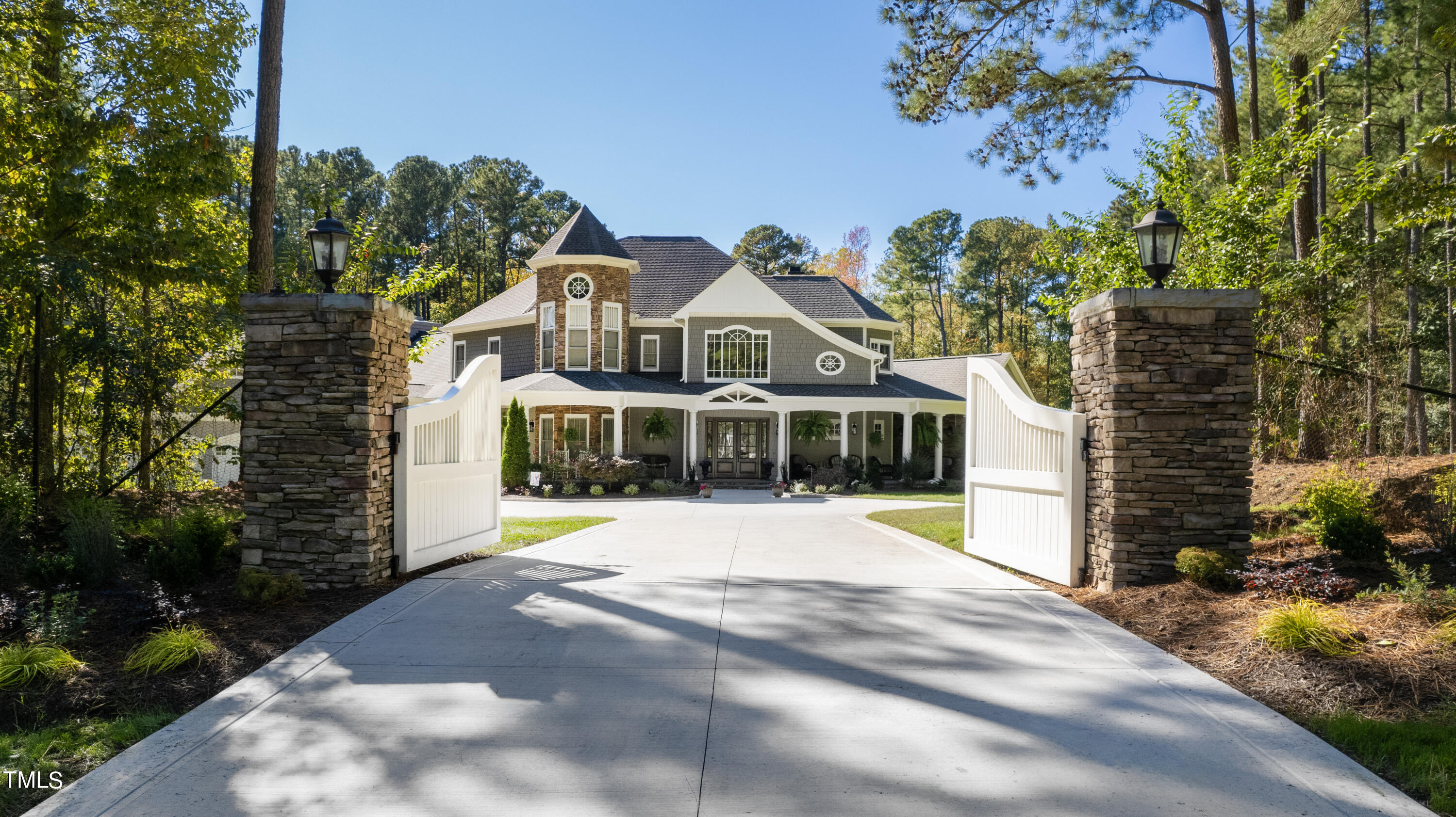 424 Olde Thompson Creek Road