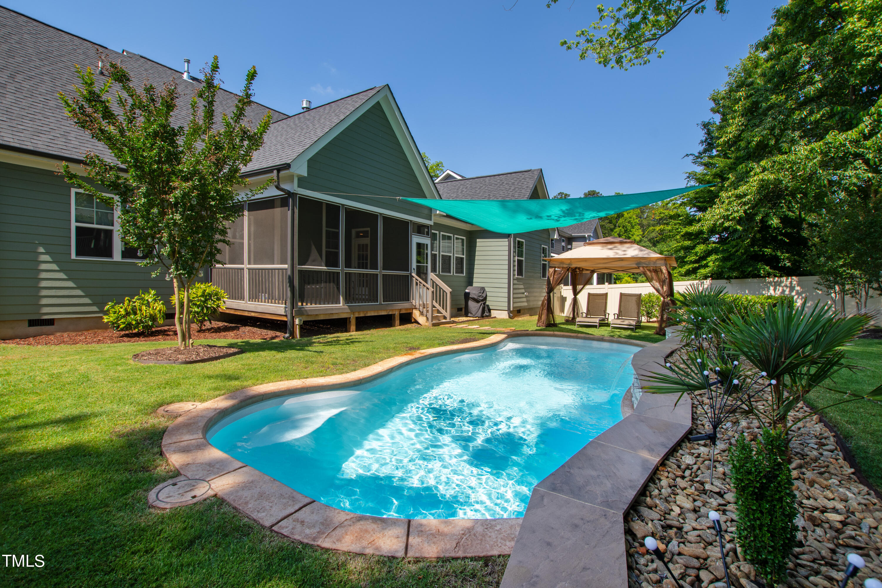 504 Horncliffe Way