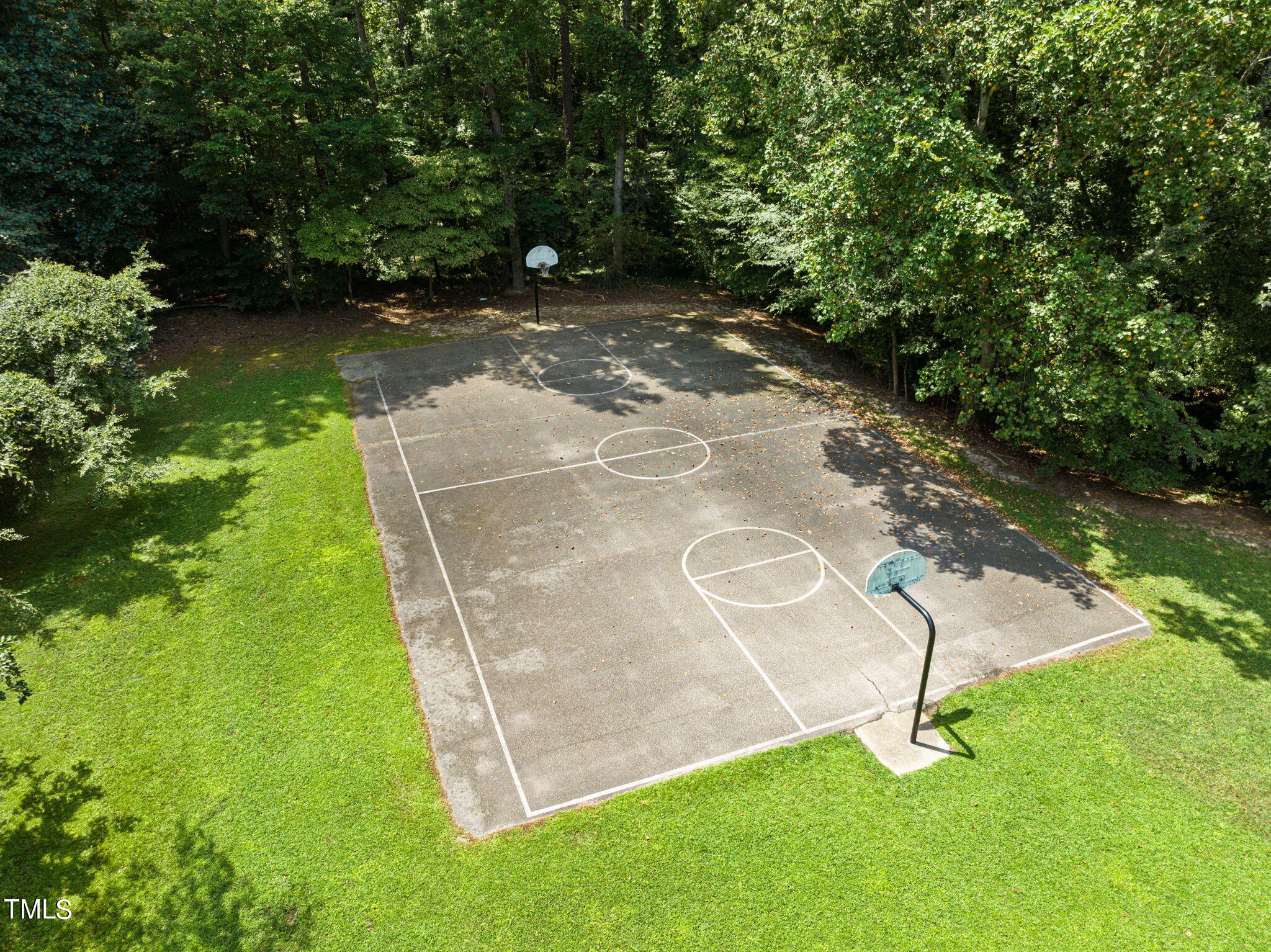 904 Thoreau Drive