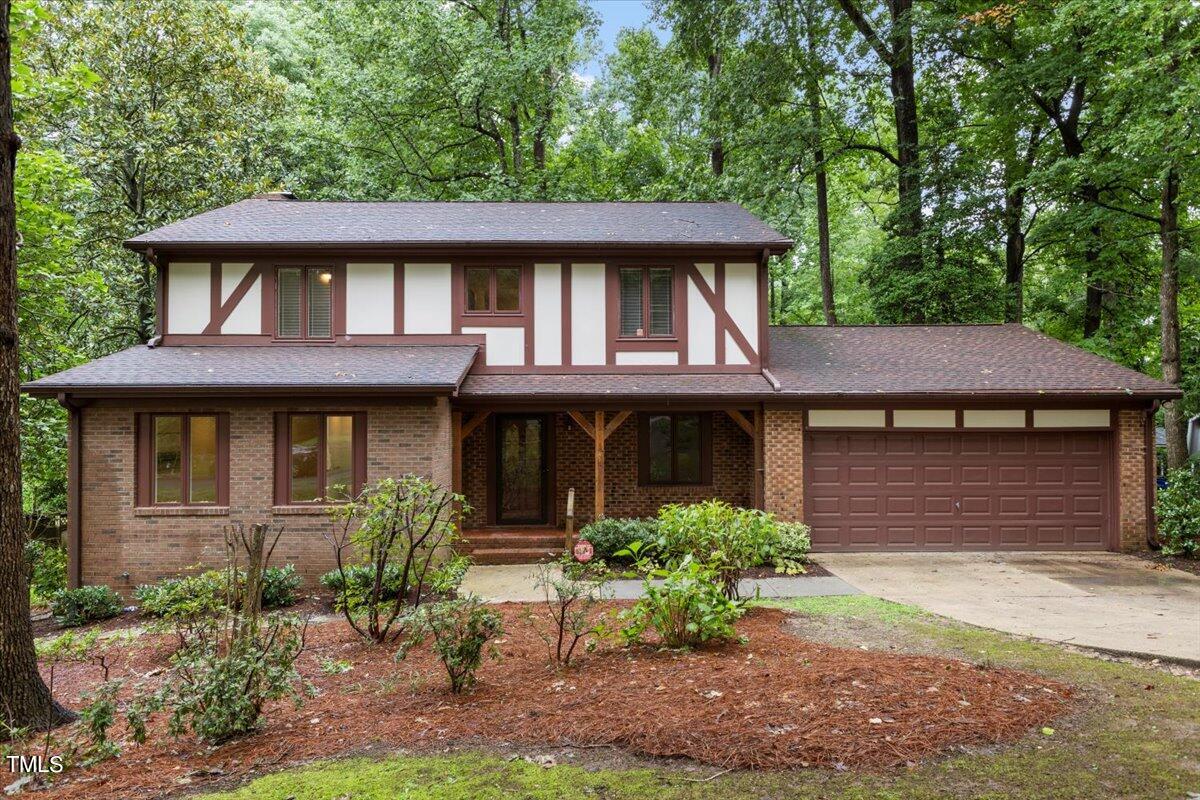 904 Thoreau Drive