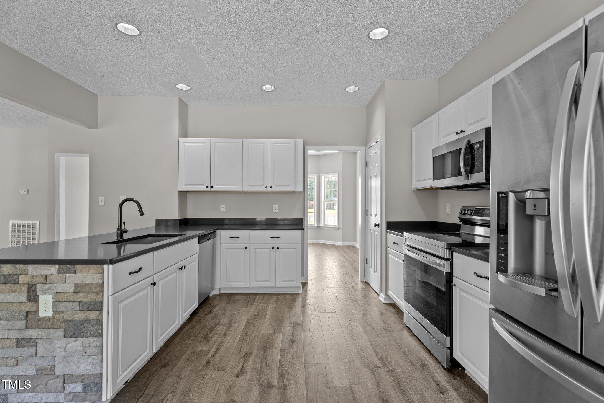 112 Roping Horn Way