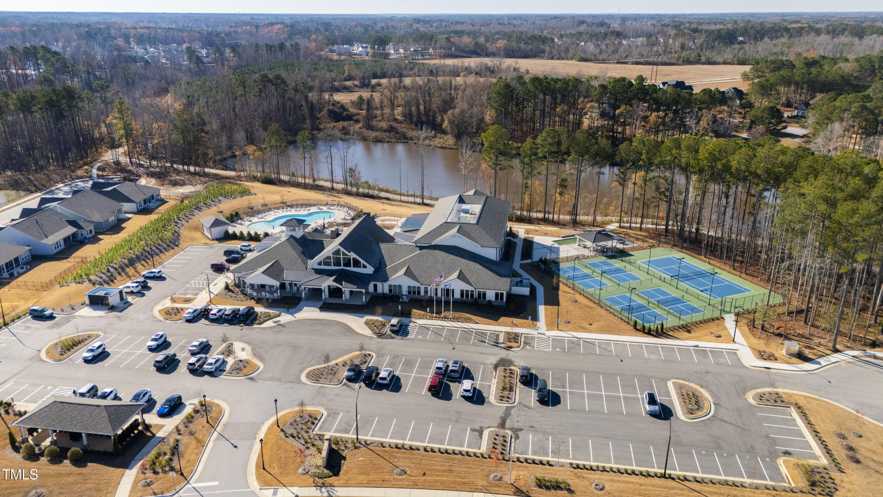 1626 Plover Circle